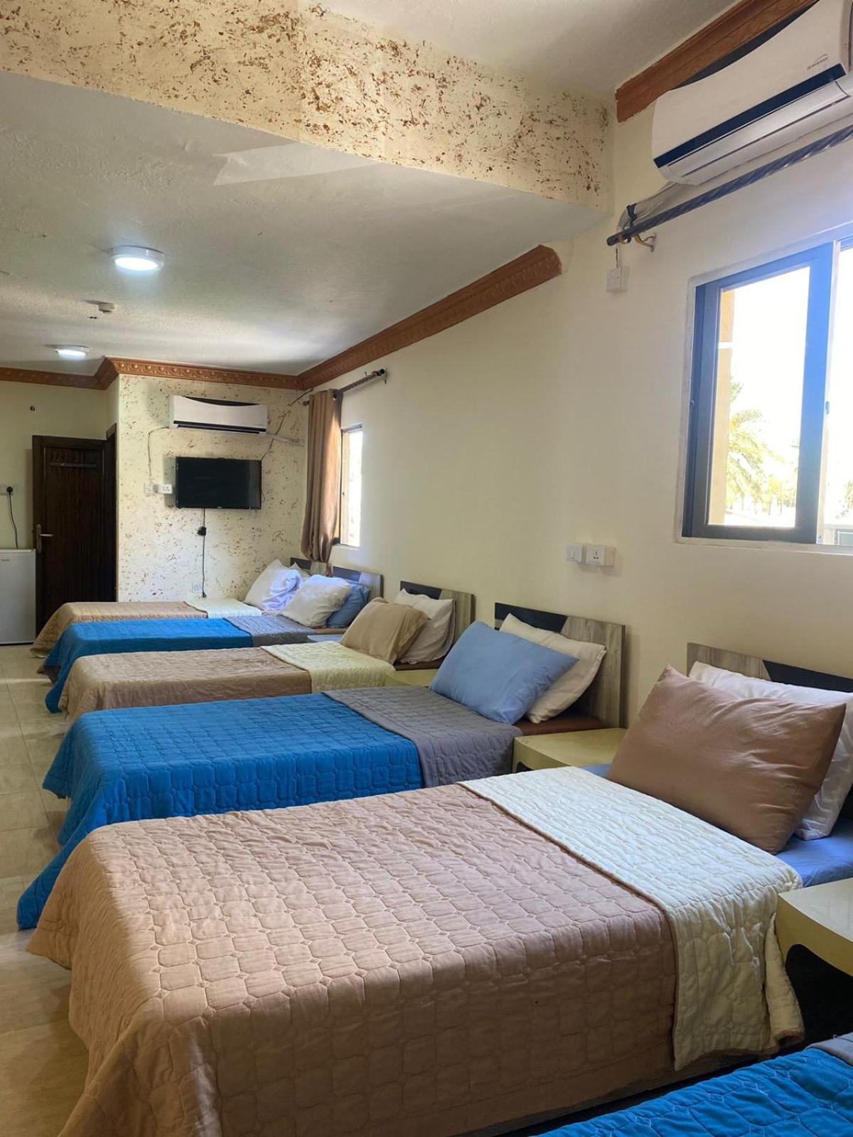 Al-Amer Chalets Άκαμπα Δωμάτιο φωτογραφία